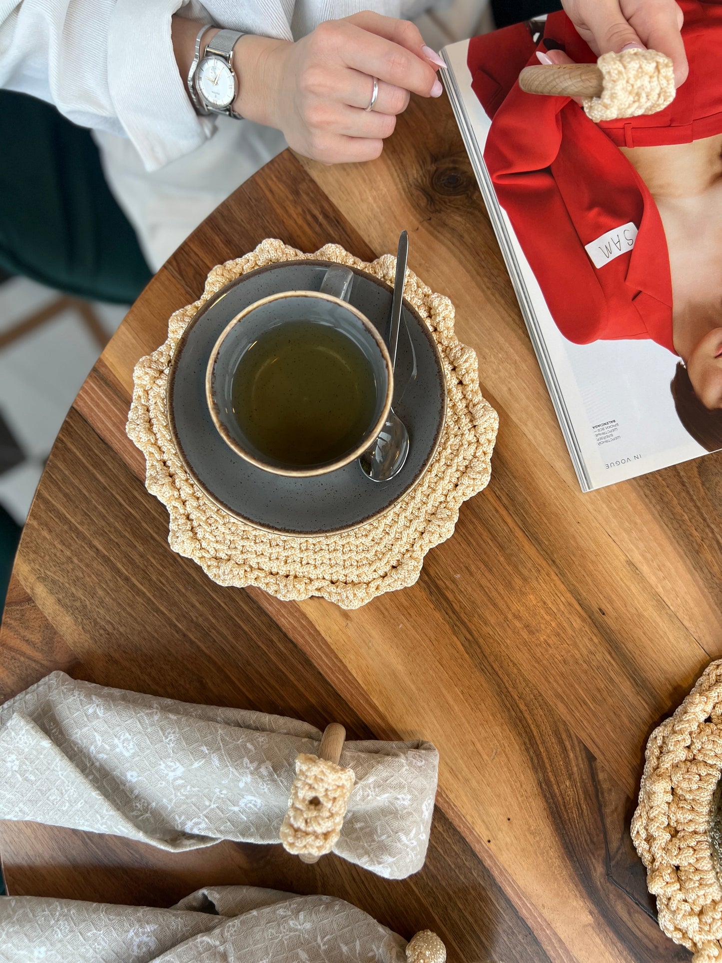 Knitted Coaster for Tea Plate