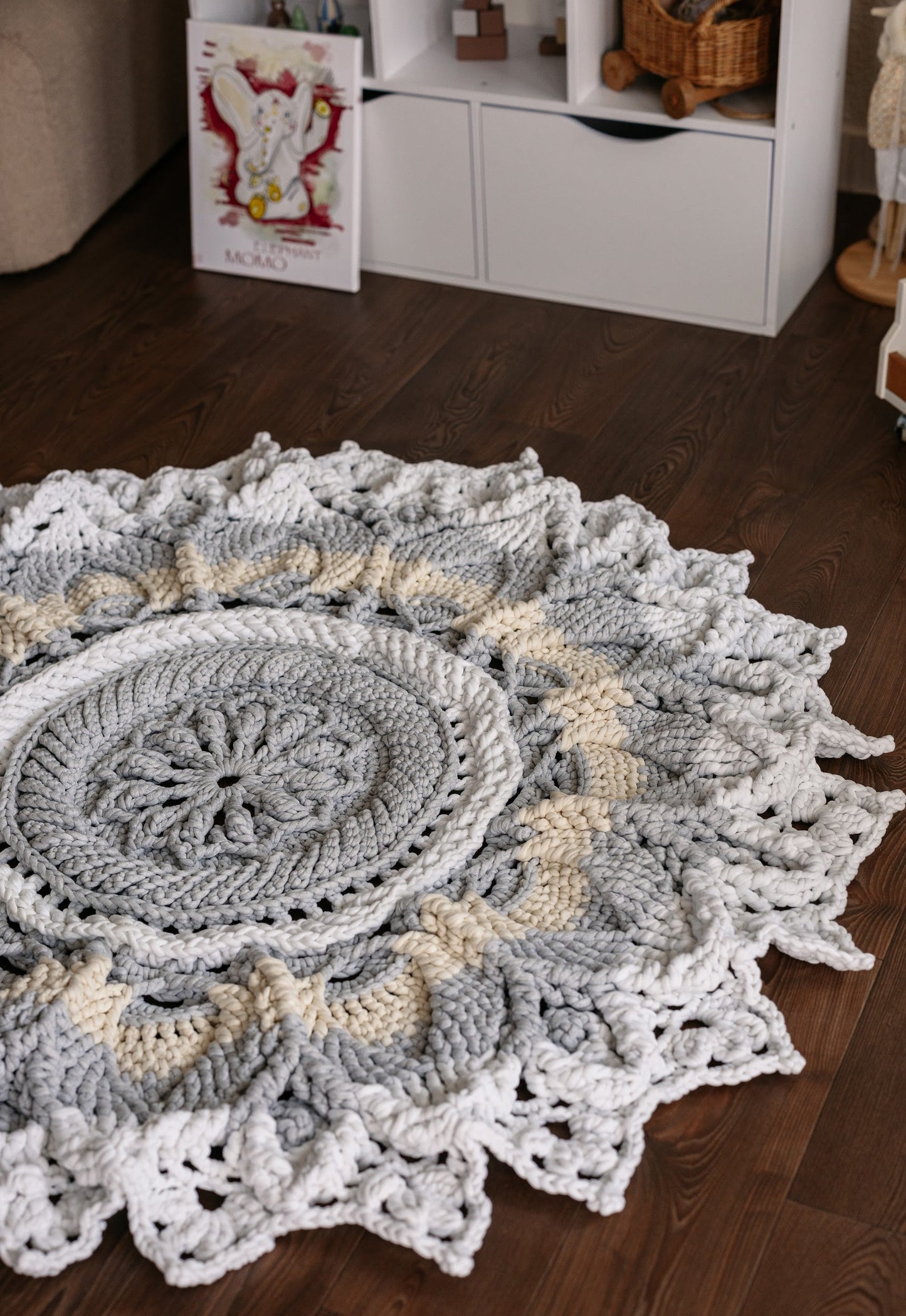 Knitted Round Children's Rug