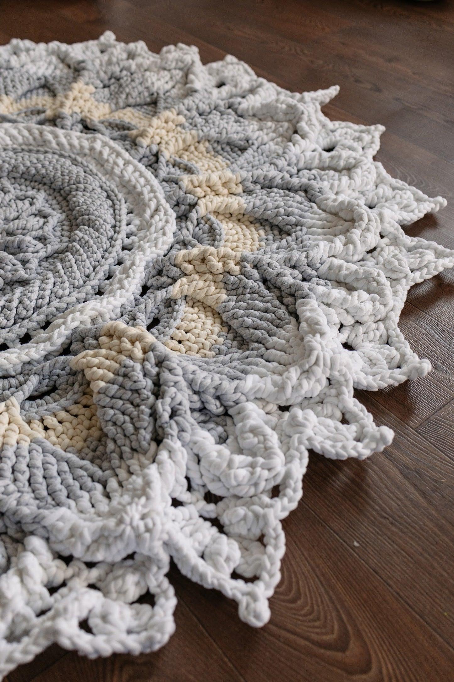 Knitted Round Children's Rug