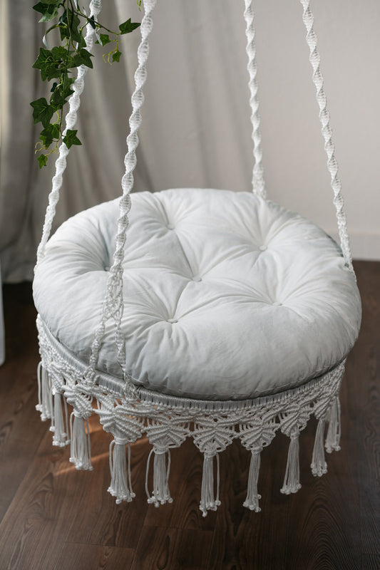 Hanging Designer Seat «Blanc Elegance»